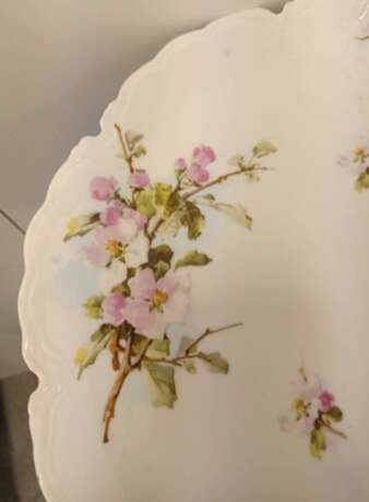 Porcelain plate Pink flowers Porcelain Mid-19th century - photo 2