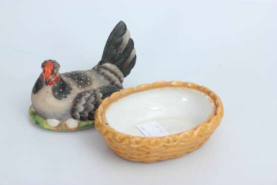 Porcelain egg dish Chicken Porcelain At the turn of 19th -20th century - photo 2