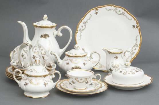 Service &agrave; th&eacute; et &agrave; caf&eacute; en porcelaine pour 5 personnes Porcelaine Mid-20th century - photo 1