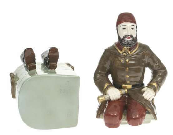 Figurine en fa&iuml;ence - ustensile avec couvercle pour tabac Osman Nuri Pacha Fayence Late 19th century - Foto 5