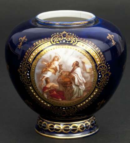Vase en porcelaine Saints avec &oelig;ufs Porcelaine Mid-20th century - photo 1
