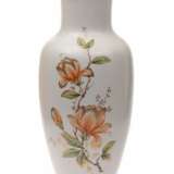 Vase en porcelaine Magnolia Porcelaine Mid-20th century - photo 1