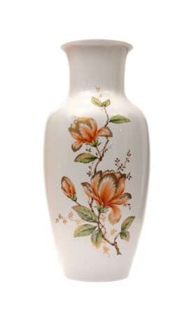 Porcelain vase Magnolia Porcelain Mid-20th century - photo 2