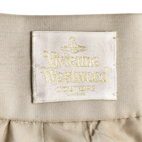 VIVIENNE WESTWOOD, `DRESSED TO SCALE` COLLECTION, AUTUMN-WINTER 1998 / 99 - фото 5