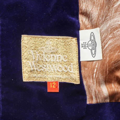 VIVIENNE WESTWOOD, `ANGLOMANIA` COLLECTION, AUTUMN-WINTER 1993 / 94 - photo 12