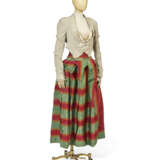 VIVIENNE WESTWOOD, `TIED TO THE MAST` COLLECTION, SPRING-SUMMER 1998 - Foto 2