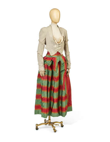 VIVIENNE WESTWOOD, `TIED TO THE MAST` COLLECTION, SPRING-SUMMER 1998 - Foto 2