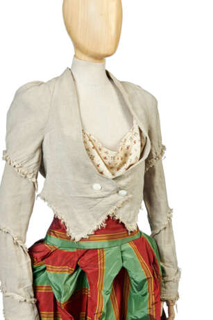 VIVIENNE WESTWOOD, `TIED TO THE MAST` COLLECTION, SPRING-SUMMER 1998 - Foto 5