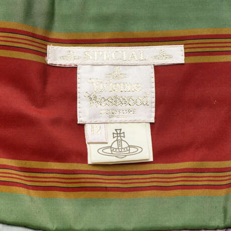 VIVIENNE WESTWOOD, `TIED TO THE MAST` COLLECTION, SPRING-SUMMER 1998 - Foto 9