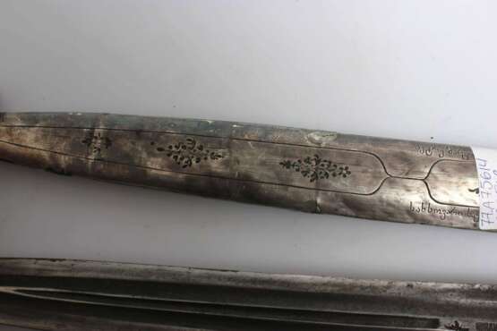 Серебряная кортика с серебряной ручкой и безелем Серебро Early 20th century г. - фото 4