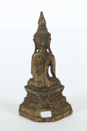 Sitzender Buddha Burma, 19. Jh., Bronze gefüllt, ornamentier… - photo 3