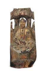 Lama mit Statuette China/Himalaya-Region, wohl 19. Jh., Holz…