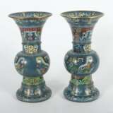 Jingtailan-Vasenpaar China, 1. Hälfte 20. Jh., Cloisonné, Me… - фото 3