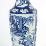 Vase mit Blaumalerei China, 19./20. Jh., Porzellan glasiert,… - Foto 3