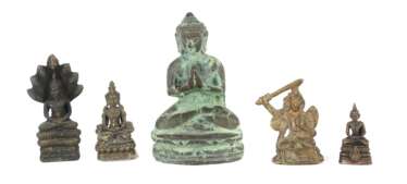 5 Buddha-Miniaturen Indien/Nepal, 2. Hälfte 20. Jh., Bronze,…
