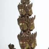 Bodhisattva Avalokiteshvara Tibet, Mitte 20. Jh., Bronze, zw… - фото 2