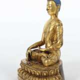 Buddha Shakyamuni 19. Jh., sinotibetisch, Bronze vergoldet,… - фото 2