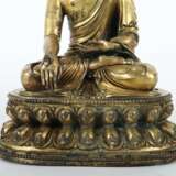 Buddha Shakyamuni 19. Jh. oder früher, sinotibetisch, Bronze… - фото 3