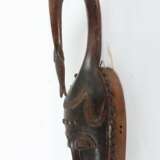 Maske der Yaure Elfenbeinküste, Holz geschnitzt und dunkel e… - Foto 2
