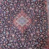 Signierter Medaillonteppich Persien, Wolle auf Baumwolle, si… - фото 2