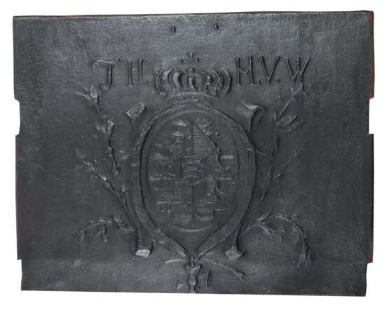 Ofenplatte mit württembergischem Wappen, 18. Jh., geschwärzt… - photo 1