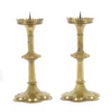 Paar einflammige Kerzenleuchter um 1800, Bronze, sechspassig… - фото 1
