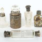 Konvolut 5 Flakons Um 1900, Glas und Kristallglas, 4x mit Si… - фото 1