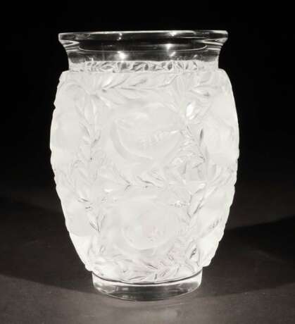 Glasvase ''Bagatelle'' Lalique, Frankreich, 2. H. 20. Jh., f… - photo 1