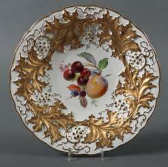 Meissen-Prunkteller mit Obstbemalung 1850-1924, Porzellan, g…