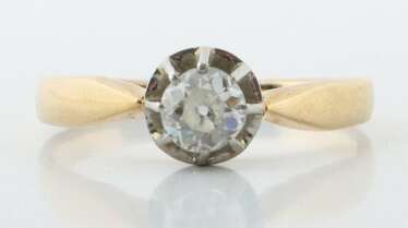 Solitärring mit Diamant um 1910, Gelbgold 750 (säuregeprüft)…