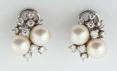 Paar Ohrclips mit Perlen & Diamanten Juwelier Leicht, 1970er…