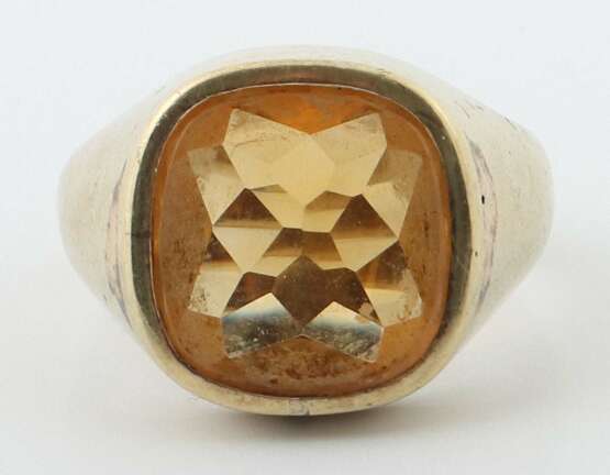 Ring mit Farb-/Quarzstein 20. Jh., Gelbgold 585, ca. 11,6 g,… - Foto 1