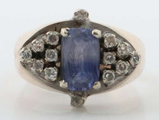 Ring mit Saphir & Diamanten modern, Weiß- und Gelbgold 585 (… - photo 1