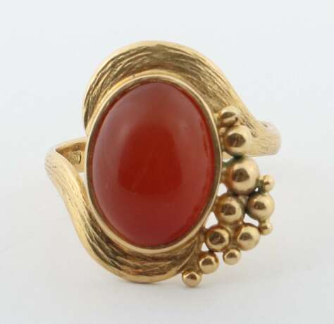 Ring mit Carneol modern, Gelbgold 750, ca. 6,43, besetzt mit… - фото 1