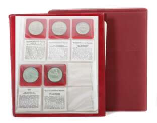 Sammlung DDR-Münzen 32 Münzen, verschiedene Nominale: 5/10/2…