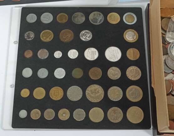 Umfangreiche Sammlung Euro- und weitere Münzen 39x 2 Euro, 3… - photo 3