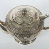 Teekanne Indien, Silber 925, gedrungen gebauchter Korpus mit… - фото 3
