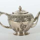 Teekanne Indien, Silber 925, gedrungen gebauchter Korpus mit… - Foto 4