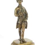 Bildhauer des 19. Jh ''Eleganter Kavalier'', Bronze, vollpla… - фото 1