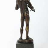 Bildhauer des 19./20. Jh ''Schwertkämpfer, Bronze, vollplast… - фото 3