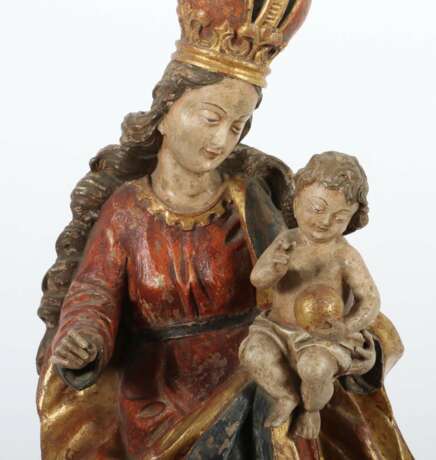 Bildschnitzer des 19./20. Jh. ''Madonna mit Kind'', Holz ges… - Foto 2