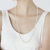 COLLIER EN CHUTE PERLES FINES, SAPHIRS ET DIAMANT - photo 5