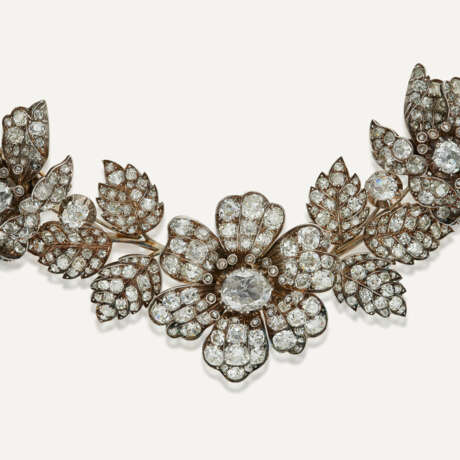 ENSEMBLE COLLIER ET BROCHES TRANSFORMABLES FIN DU XIXÈME SIÈCLE DIAMANTS - photo 3