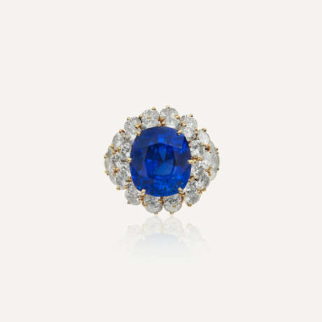 BOUCHERON (MONTURE) BAGUE SAPHIR DE 10.256 CARATS ET DIAMANTS - Foto 1