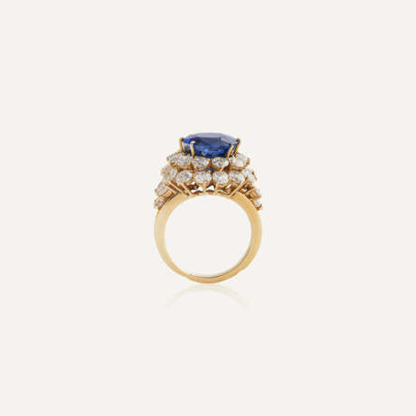 BOUCHERON (MONTURE) BAGUE SAPHIR DE 10.256 CARATS ET DIAMANTS - photo 3