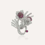 NO RESERVE - BROCHE 'FLEURS' RUBIS ET DIAMANTS - photo 1