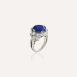 MONTURE VAN CLEEF & ARPELS BAGUE SAPHIR DE 8.47 CARATS ET DIAMANTS - photo 2