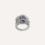 MONTURE VAN CLEEF & ARPELS BAGUE SAPHIR DE 8.47 CARATS ET DIAMANTS - photo 3