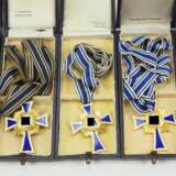 Lot von 5 Ehrenkreuzen der Deutschen Mutter, in Gold, im Etui. - photo 1