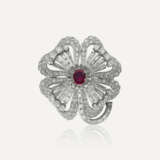 BROCHE RUBIS DE 1.91 CARAT ET DIAMANTS - фото 1